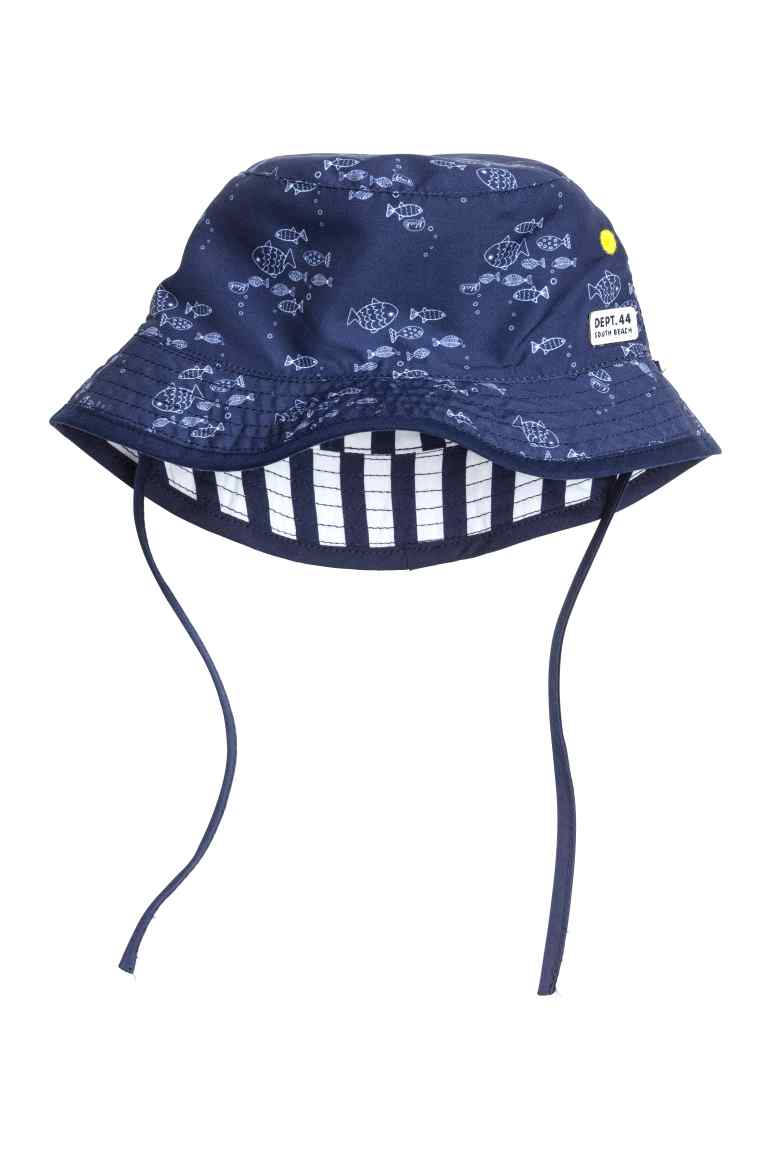 Reversible sun hat